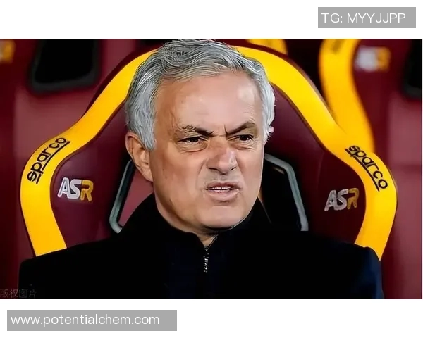 足球明星面临青春期烦恼罕见痘痘困扰引发球迷热议